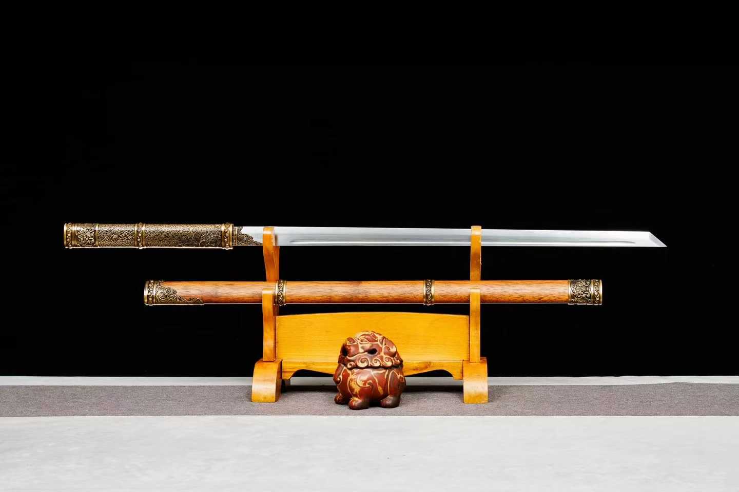 Đường Đao Nha Hổ – Trảm Lệ